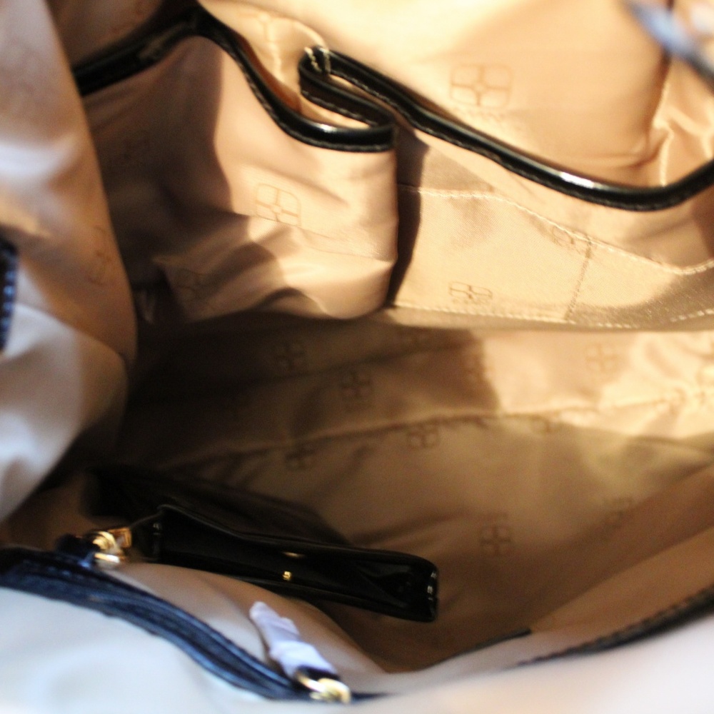 IMAN black designer faux leather bag - Picture 7 of 8